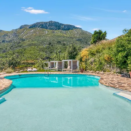 Bed & Breakfast La Ruta Naranja 3*